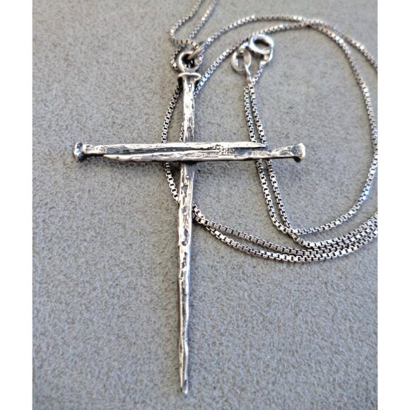 Vintage JAMES AVERY Brutalist STERLING Silver Nails CROSS PENDANT Sterling CHAIN - Picture 1 of 6